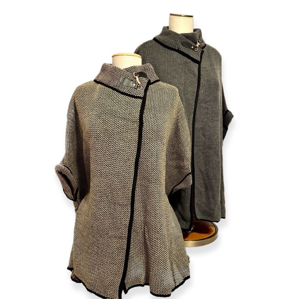 Parade Street Prod Knit Cape Poncho Gold Clasp NWT